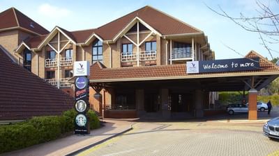 Exterior view of the Village Hotel Swindon during daytime