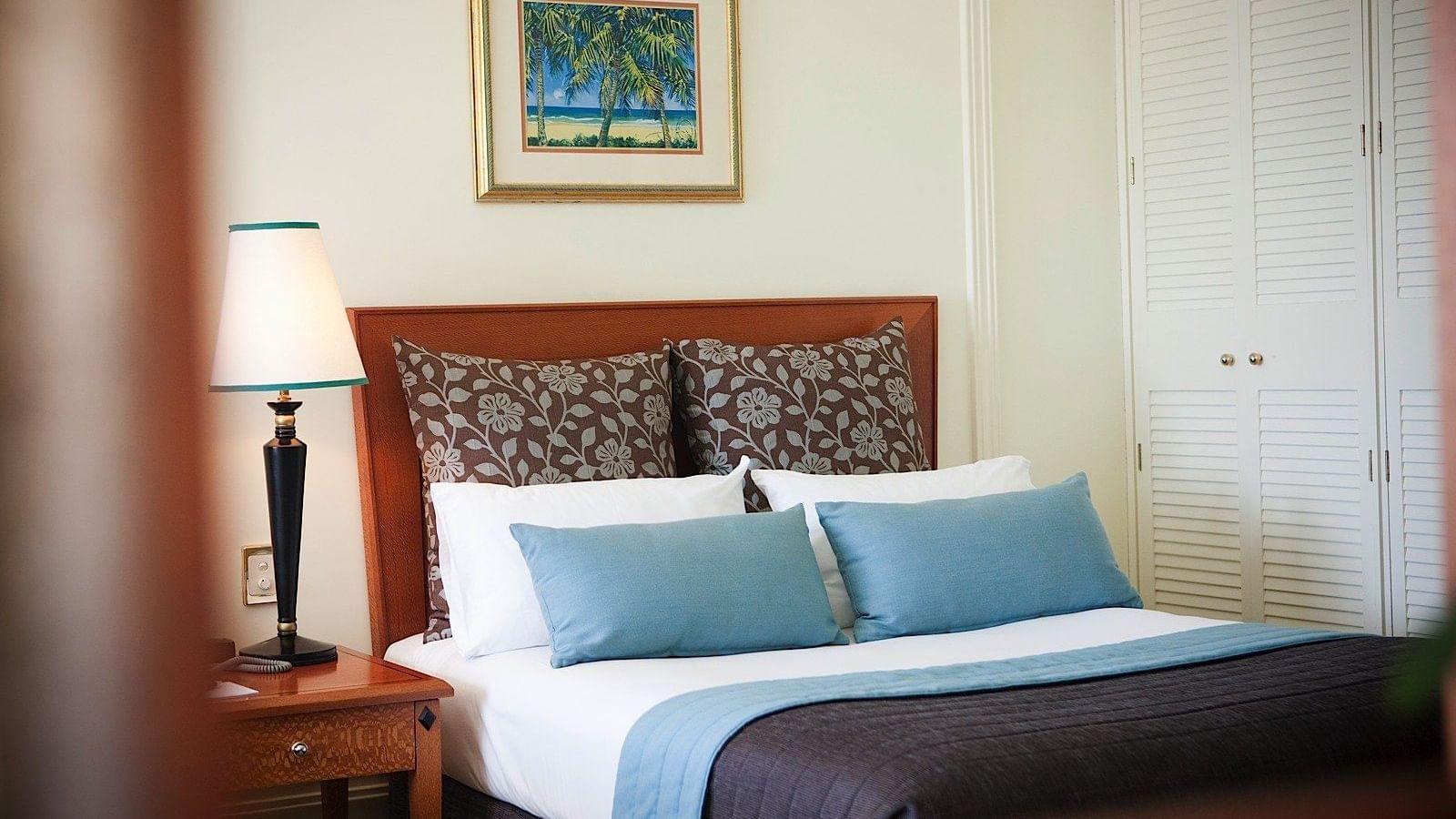 Bedroom at Pullman Cairns International