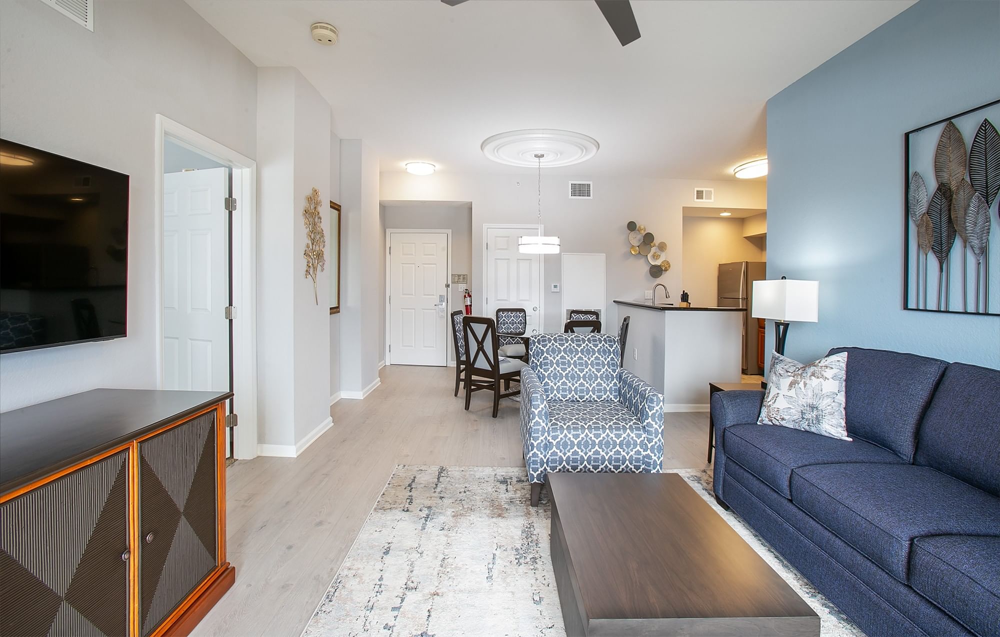 LBV Signature Collection Suite - Living Room with Sleeper Sofa and Flat Screen TV