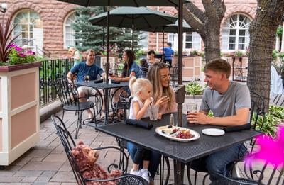 Hotel Colorado Patio