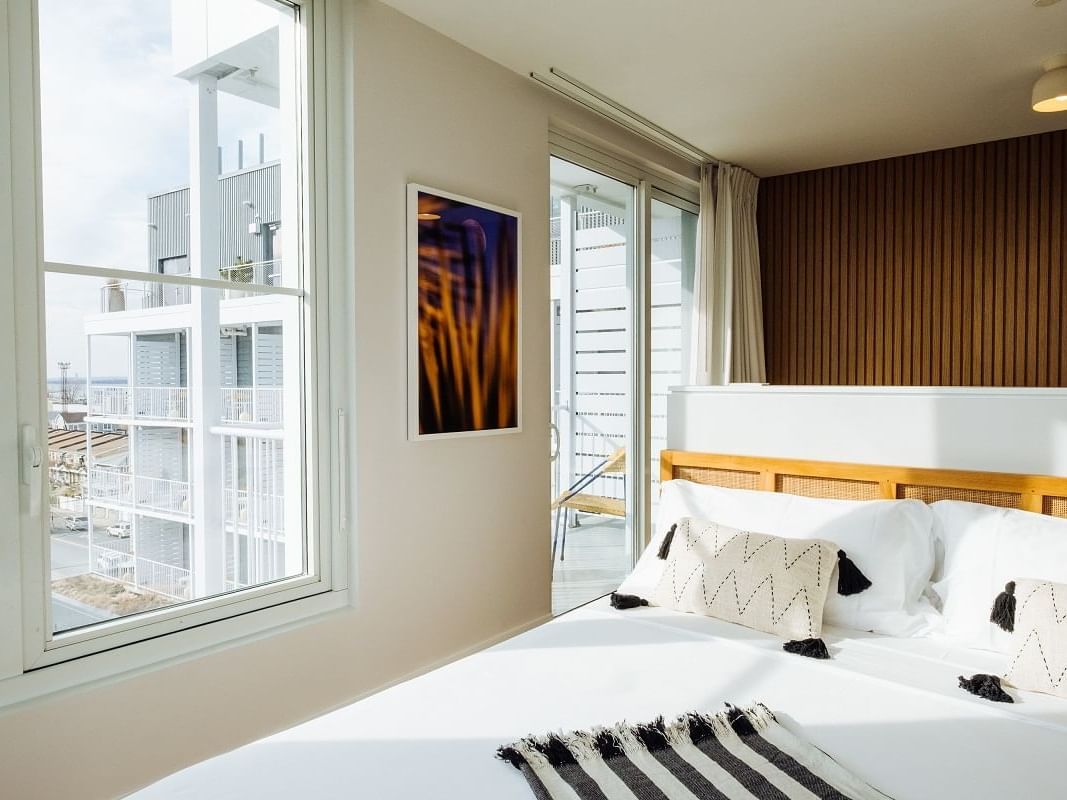 Junior Suite King Ocean view room at The Rockaway Hotel