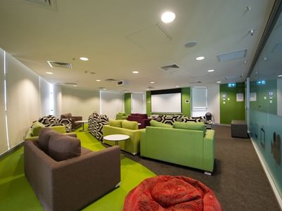 UniLodge @ ANU – Lena Karmel Lodge_Level 3 Theatre Room