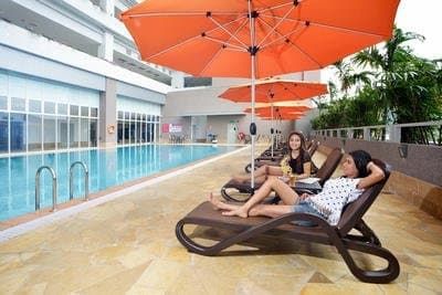 Photo Gallery - Facilities (Swimming Pool) at Lexis Suites Penan