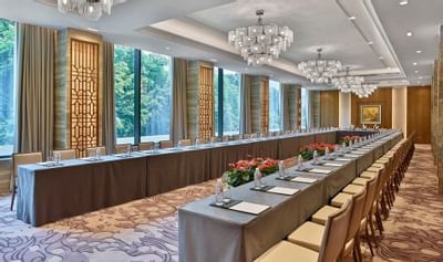 U shape table setup in Taotao ting meeting room at White Swan
