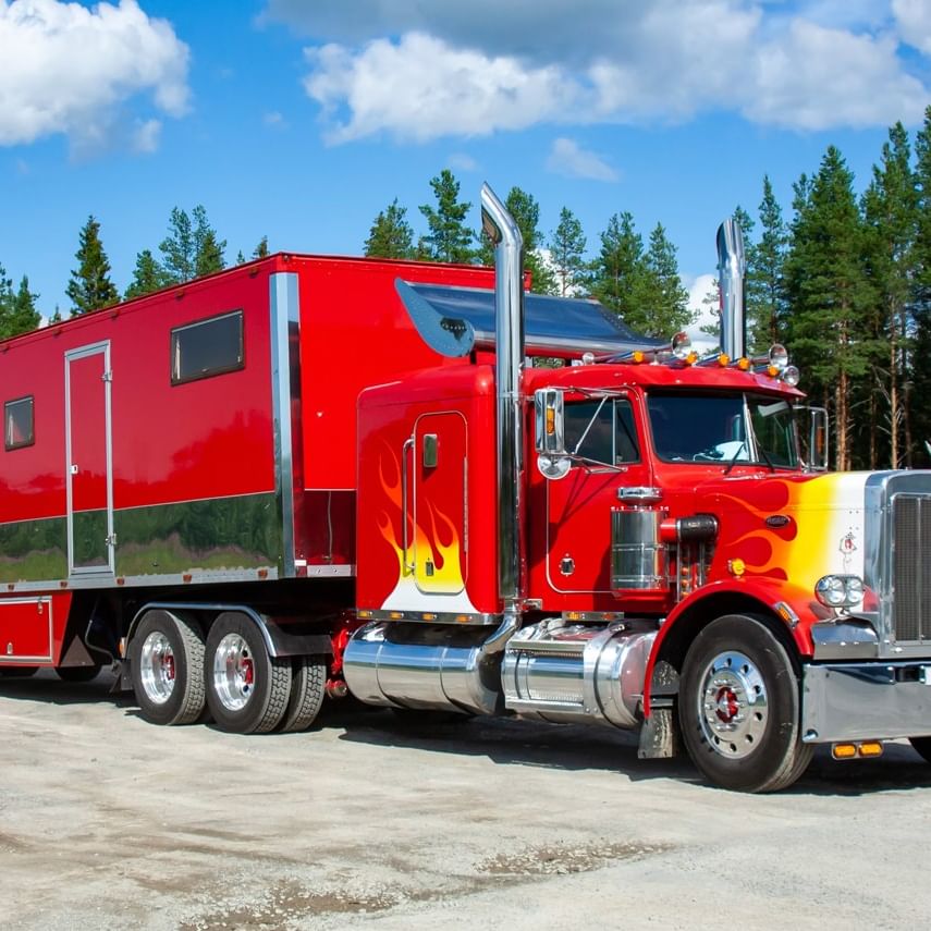 Semi Casual Smoky Mountain Big Rig Showdown Pigeon Forge TN