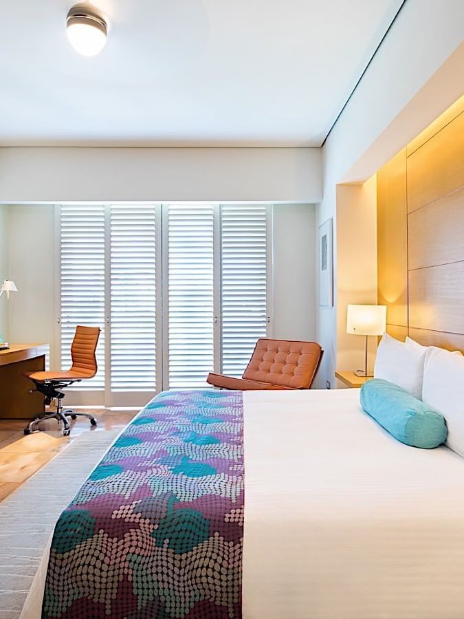 Superior King Size Bed Diamante View Room at Mundo Imperial