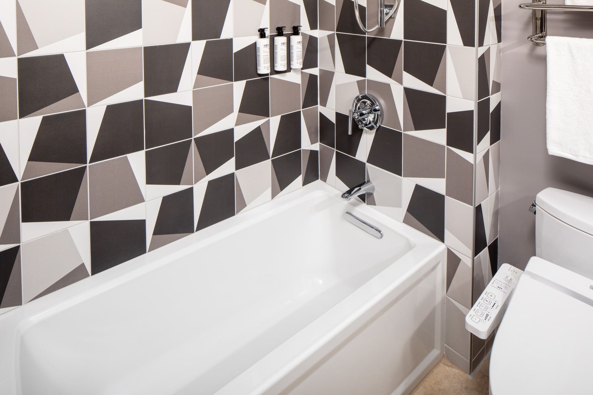 Henn na Hotel New York — photo 14 of 47