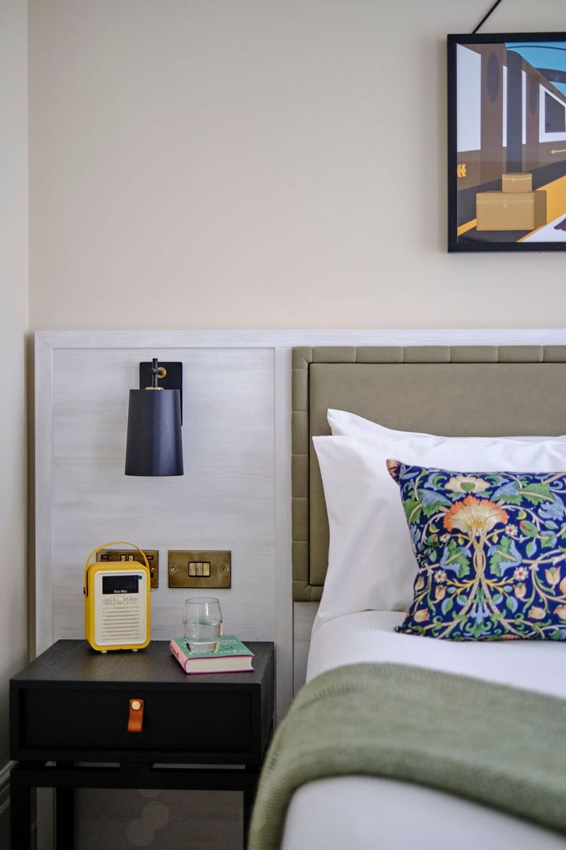 bedroom Clermont Hotels