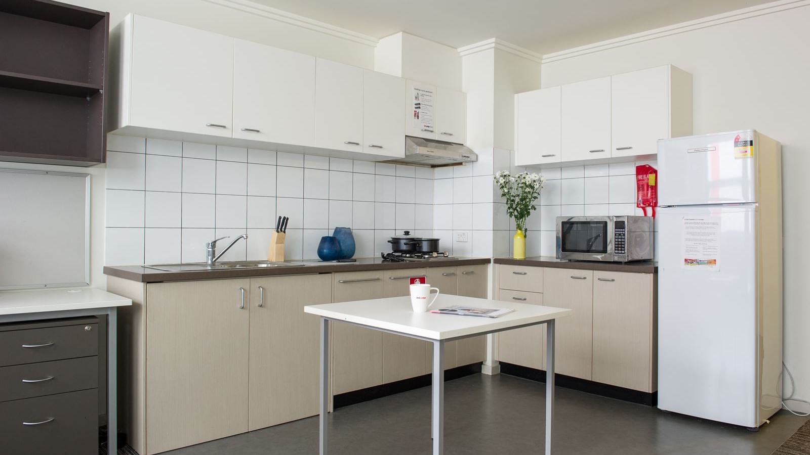 UniLodge @ ANU – Kinloch Lodge_2 Bedroom Multishare