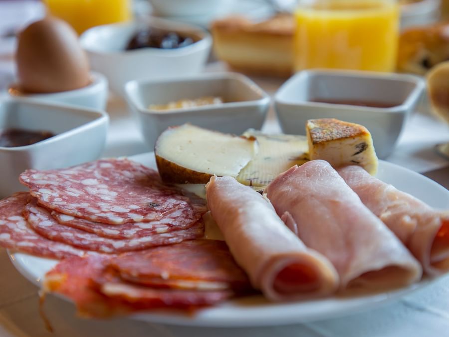 Closeup of a breakfast meal served at Clos de Vallombreuse
