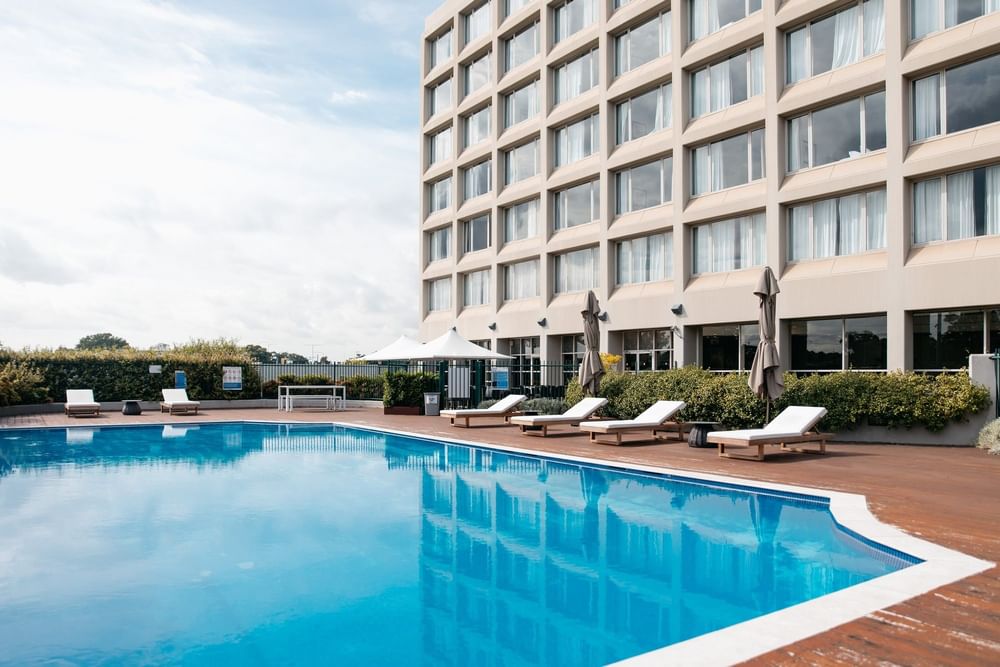 Pool at Mercure Sydney Parramatta