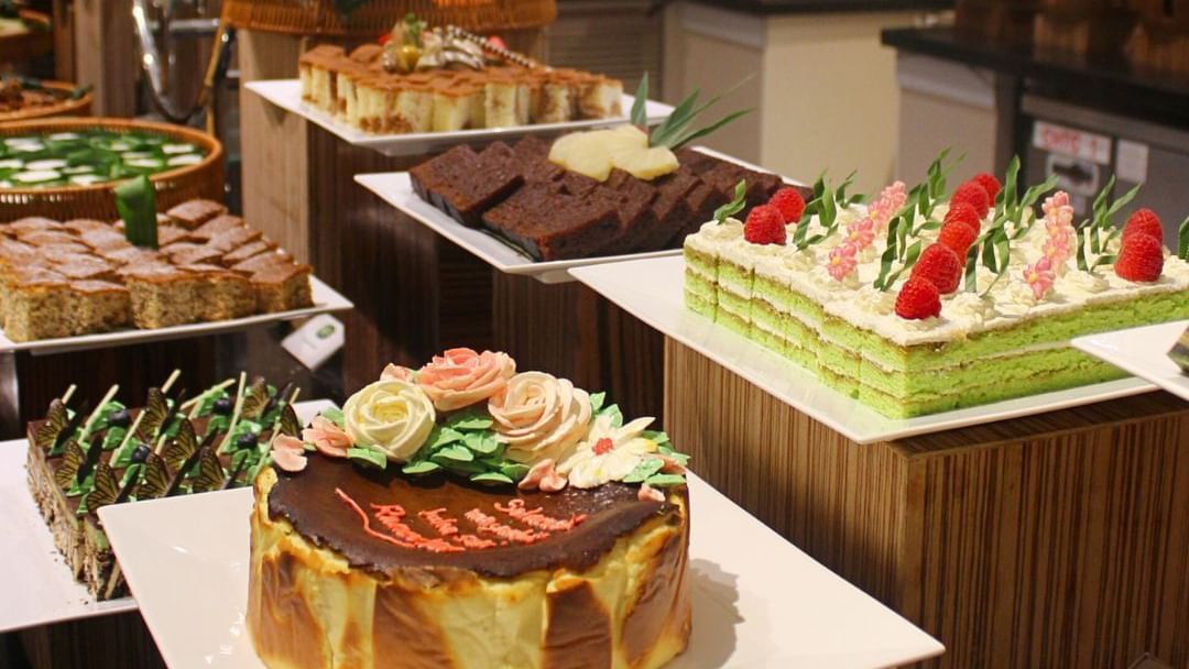 Variety of cake served in the Santapan Nusantara Putra buffet at Sunway Putra Hotel