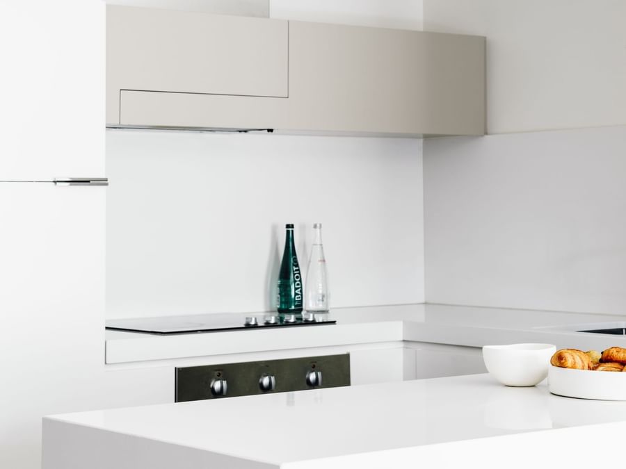 Deluxe 2 Bedroom 2 Bathroom Apartment kitchen at Como Melbourne