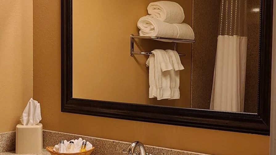 Studio Suite w/ Two Double Beds