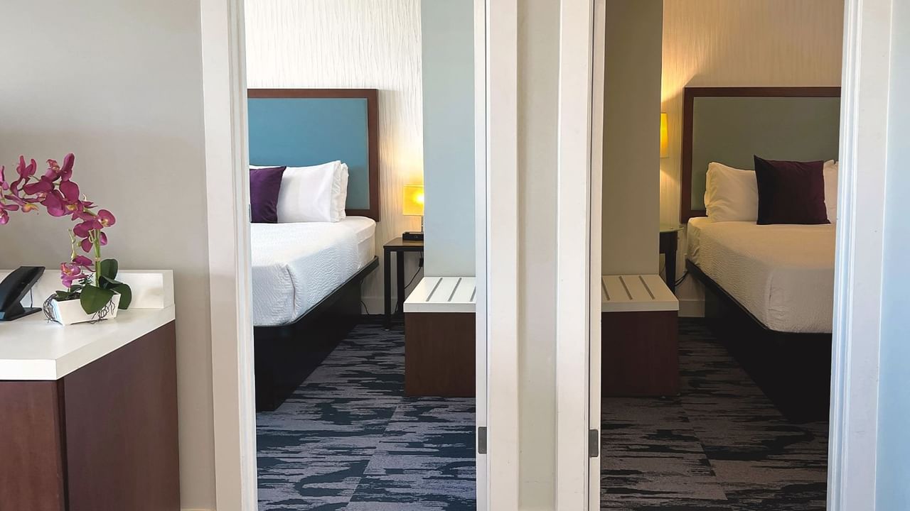 Guest room with view of adjoining king bedrooms