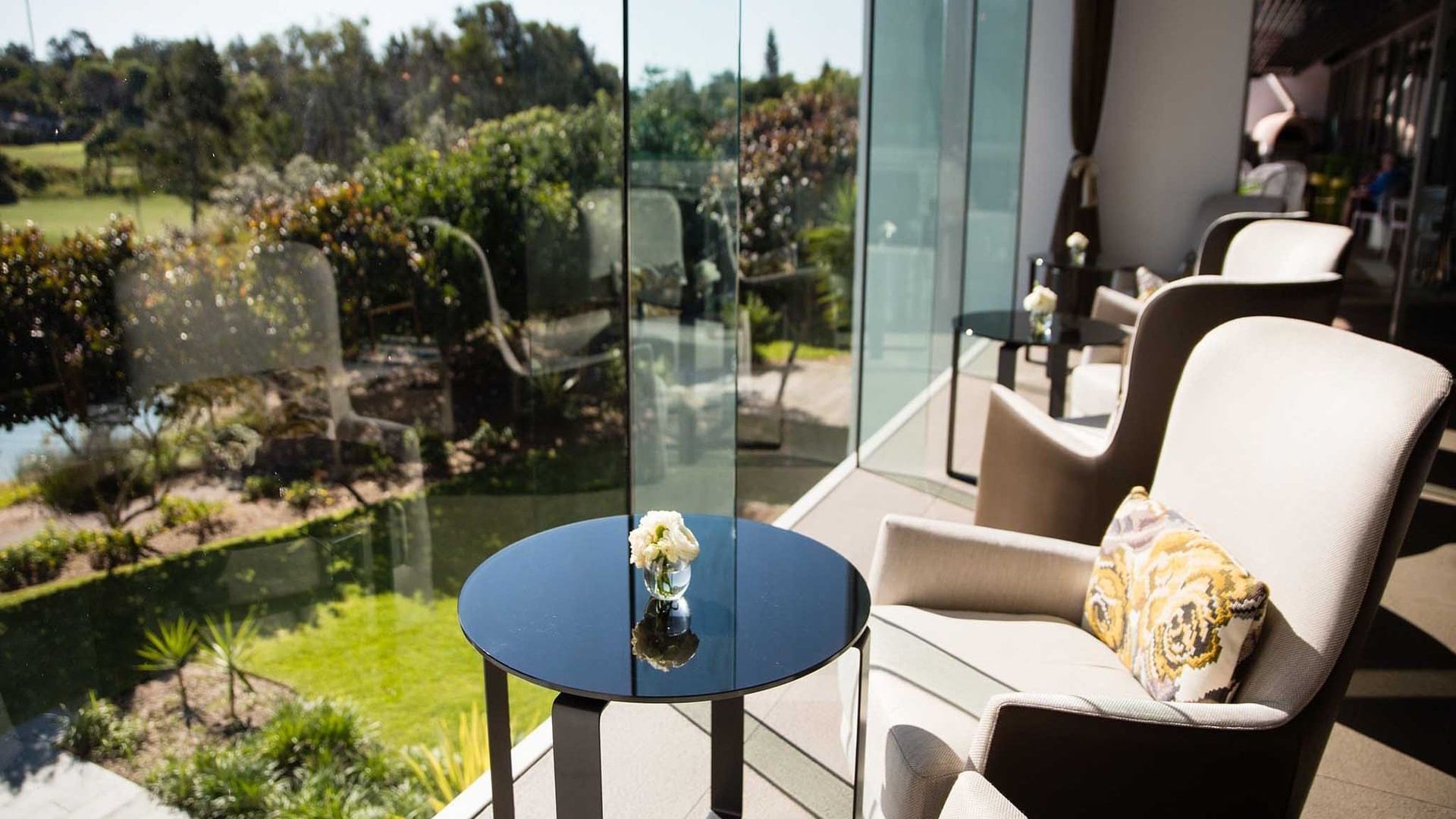 Attractive out door with a sitting area at Pullman Magenta Shores
