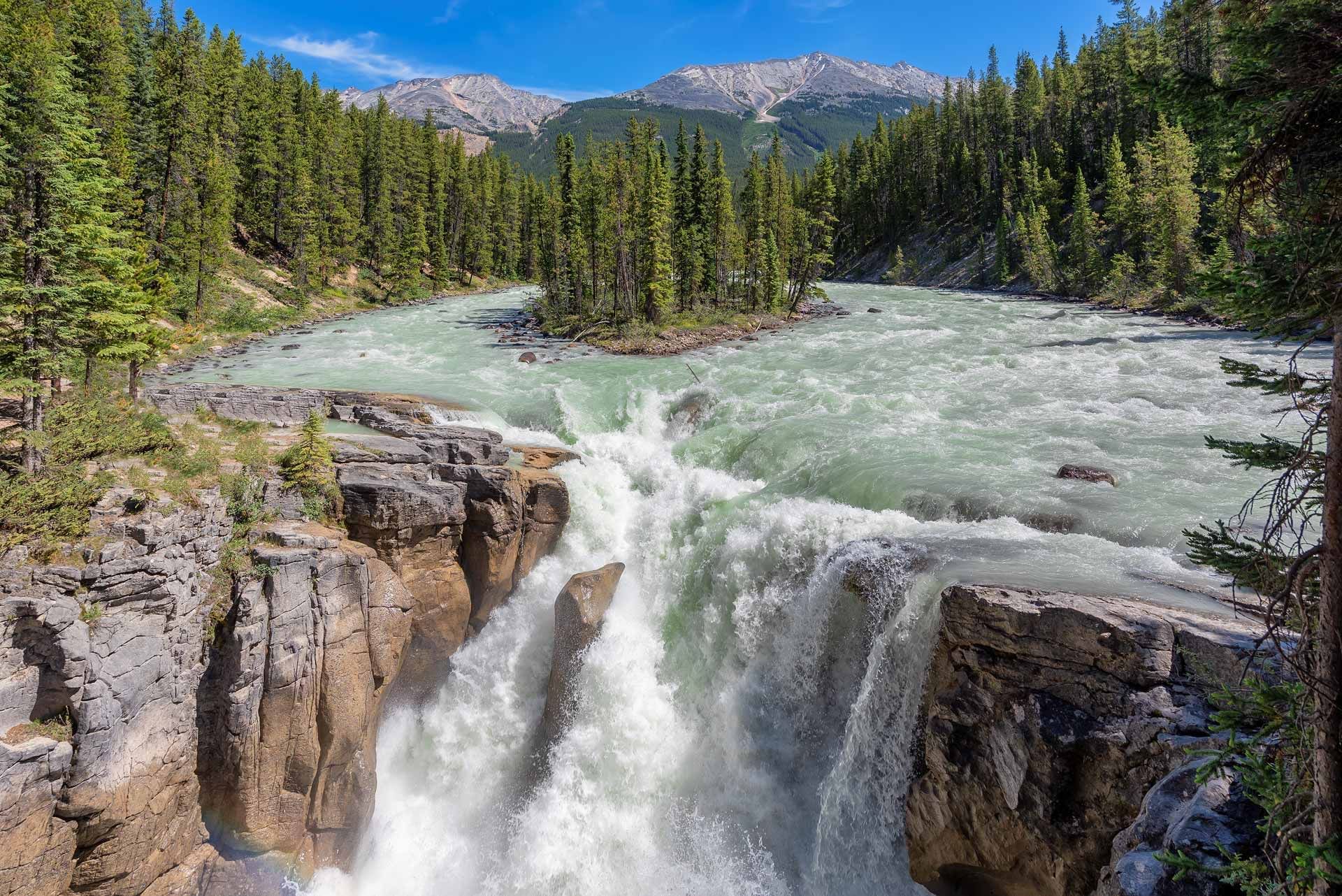 Sunwapta Falls | Tekarra Lodge