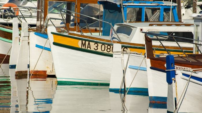 Boat stationing in Camaret-Sur-Mer near The Originals Hotels