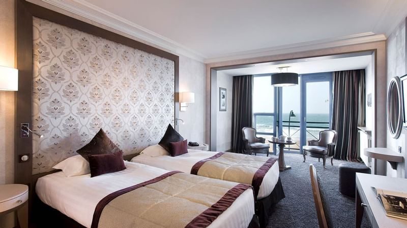 Croisiere Prestige Beds at Grand Hotel des Thermes