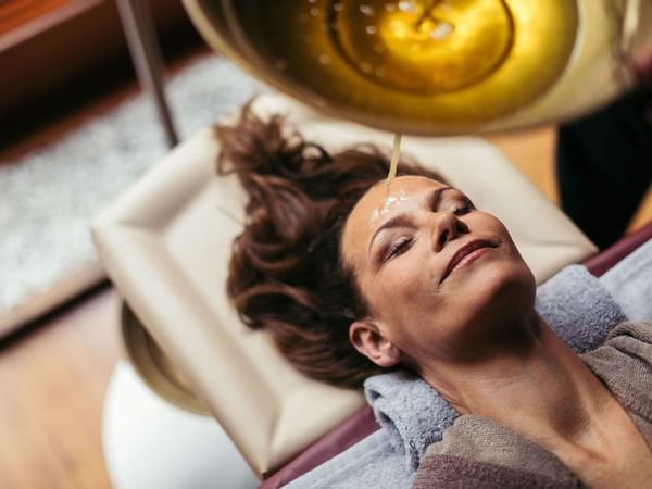 Ayurveda Behandlung im Wellnesshotel Liebes Rot Flüh, Tannheimer Tal