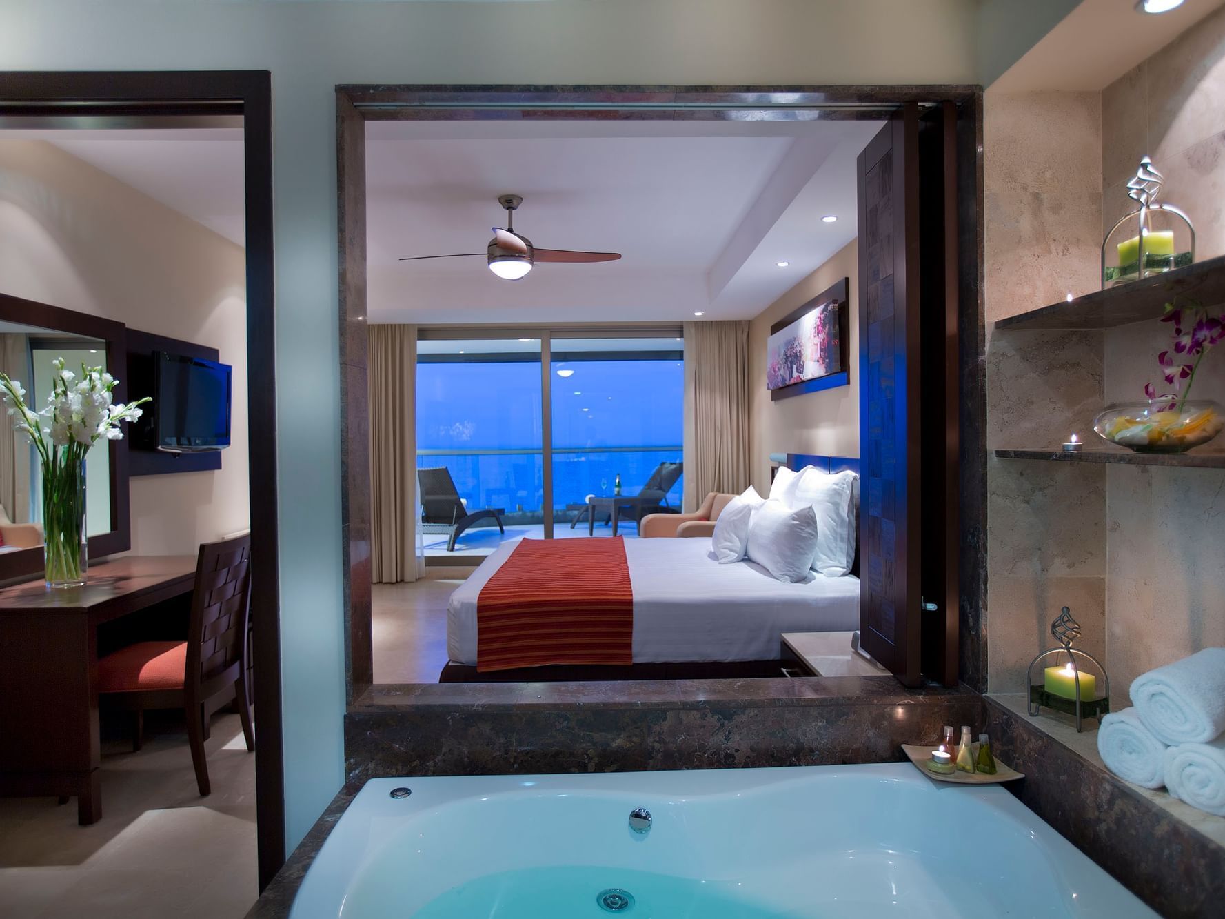 Infinity One Bedroom full Suite - Sunset Plaza Beach Resort