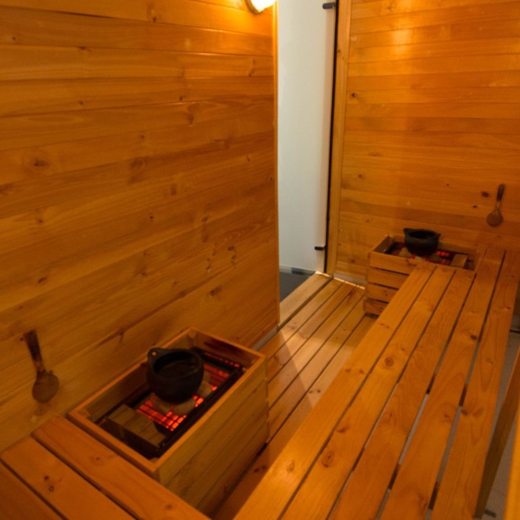 Interior of the sauna in the spa at Pop Art Tocancipa
