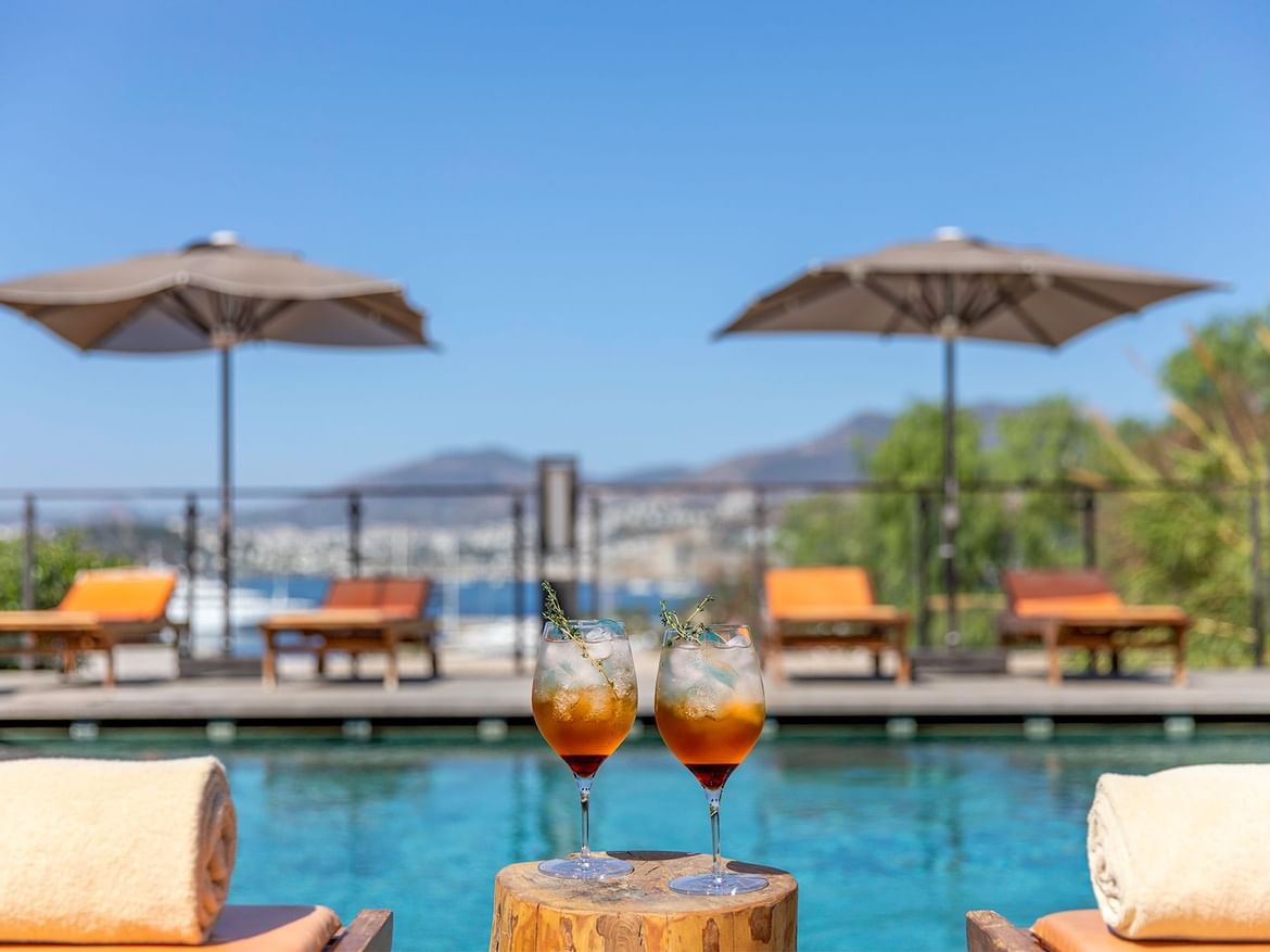 Close up of Two glasses in Coco Bar at Senses Hotel