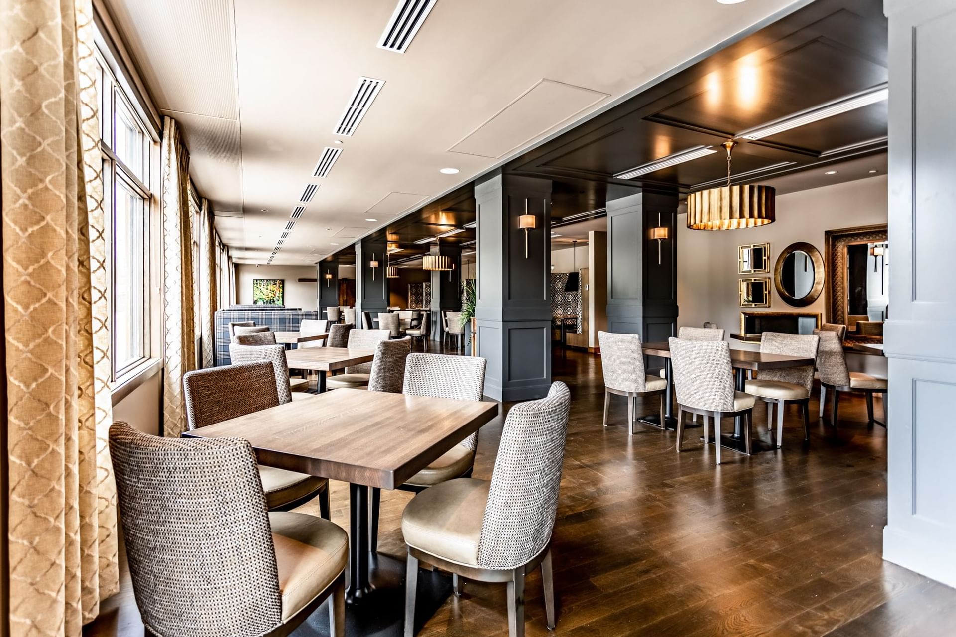 Canmore Restaurants The Malcolm Hotel