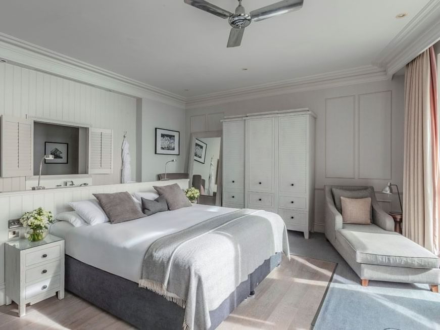 Feature Deluxe Sea Room