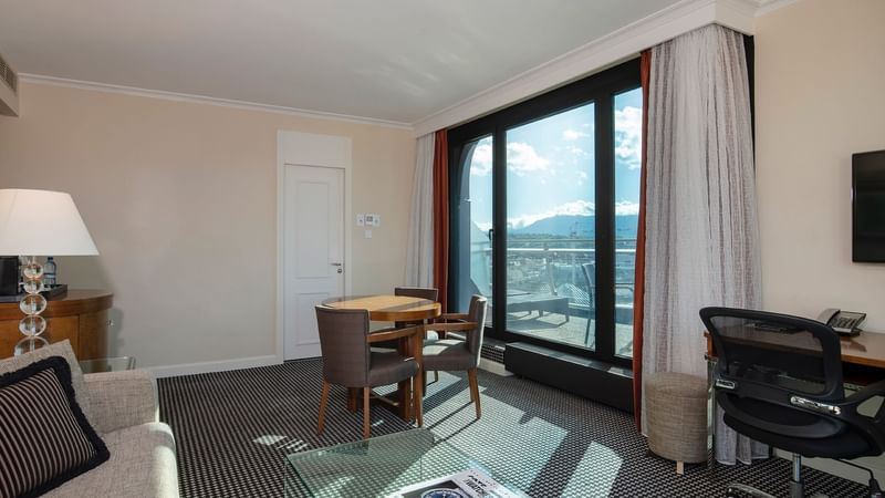 The dining area of Penthouse Terrace Room at Warwick Geneva