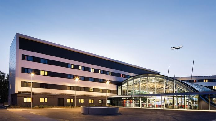 Exterior view & the front entrance of Hotel Oceania Paris Roissy