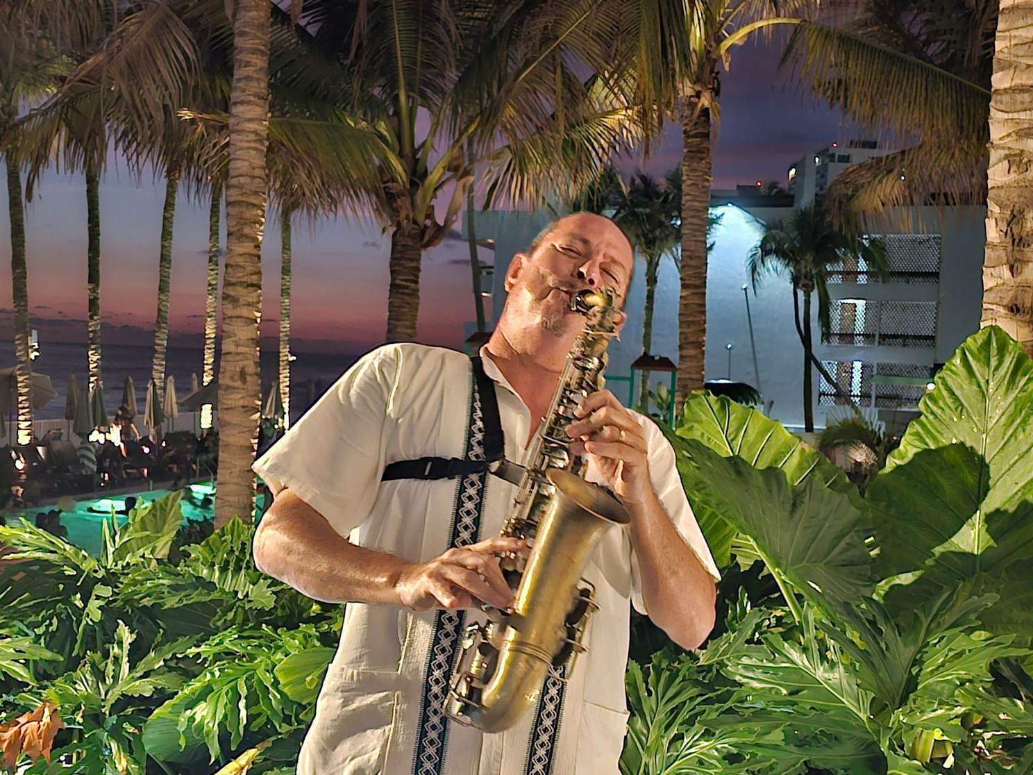 Sax Show in Tramonto Restaurant at Viaggio Resort Mazatlan