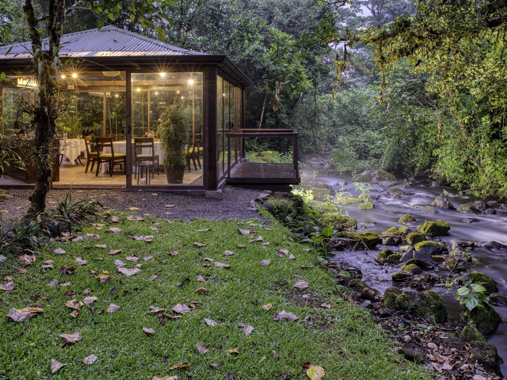 restaurant near river