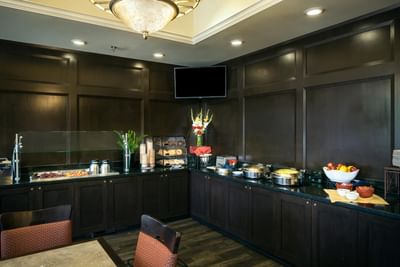 Elegant buffet area in The Garden Room of Plaza Inn & Suites at Ashland Creek​