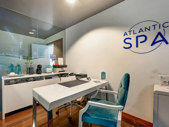 The front desk of Atlantic Spa, a professional and tranquil wellness centre at Hotel Do Caracol
