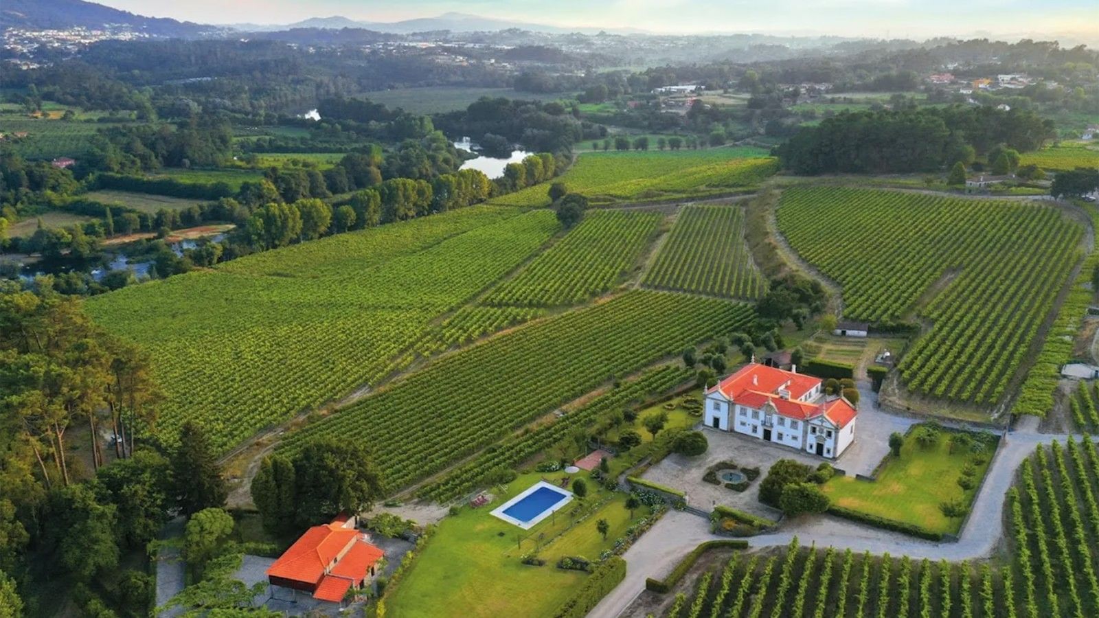 Bensaude Hotels reforça expansão com aquisição do Solar das Bouças