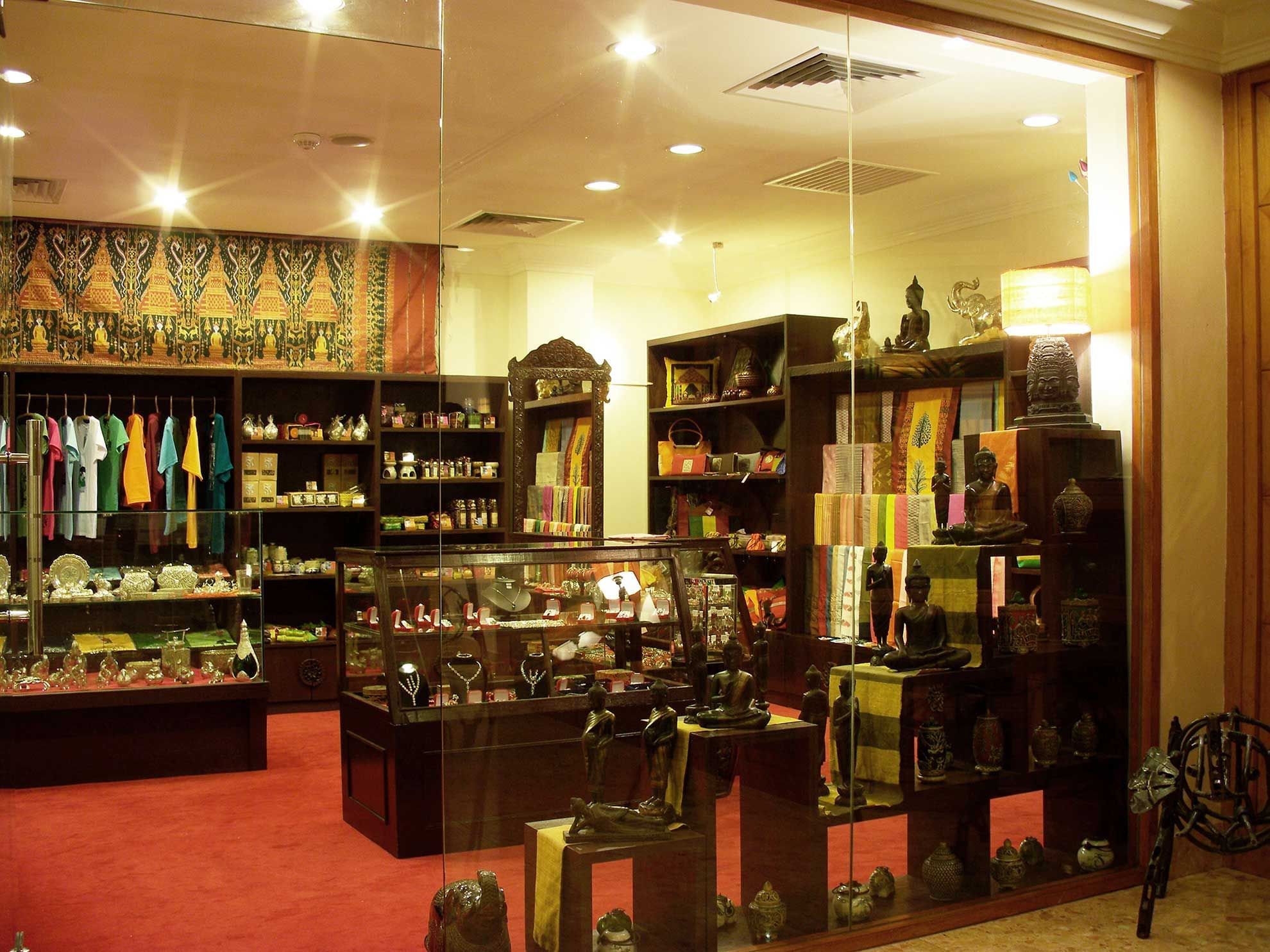 Jarai Shop where to find souvenirs to bring home 