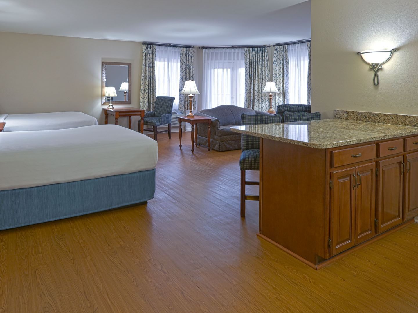 Bed & furniture in The Family Room at Music Road Resort