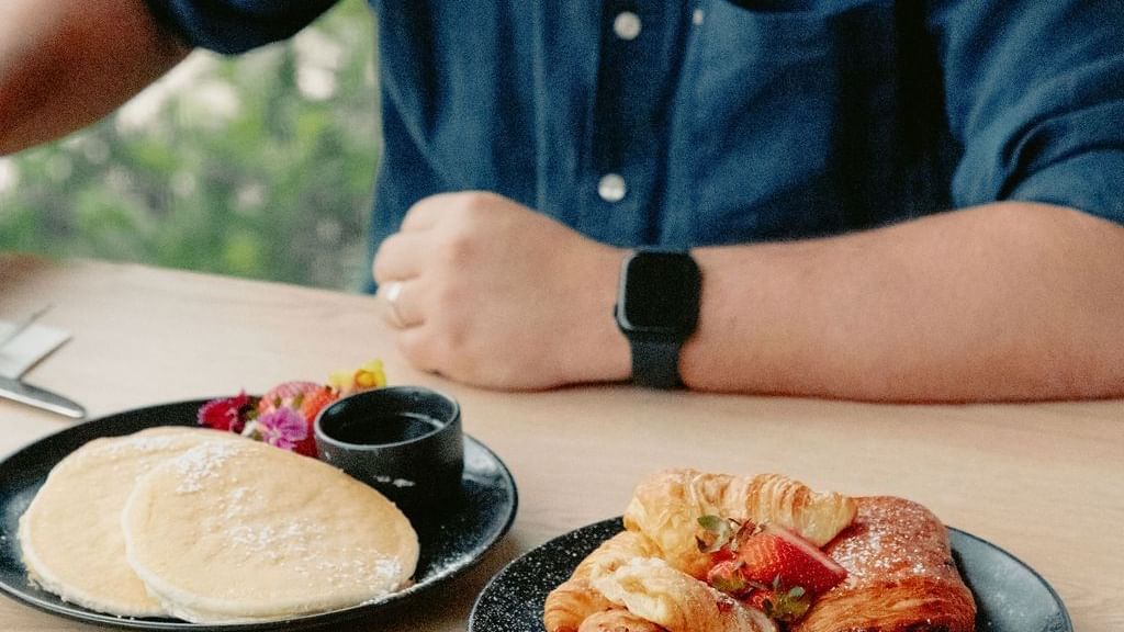 Fresh Breakfast Daily 