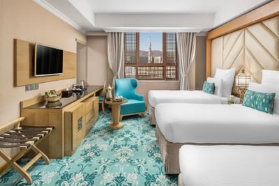 Twin bed in standard triple room Haram view at Elaf Al Taqwa