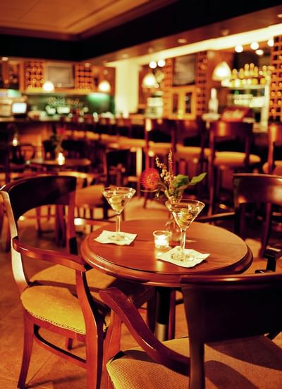 Dining area at the Lower Tier in Corner Bar at Peabody Hotels & Resorts