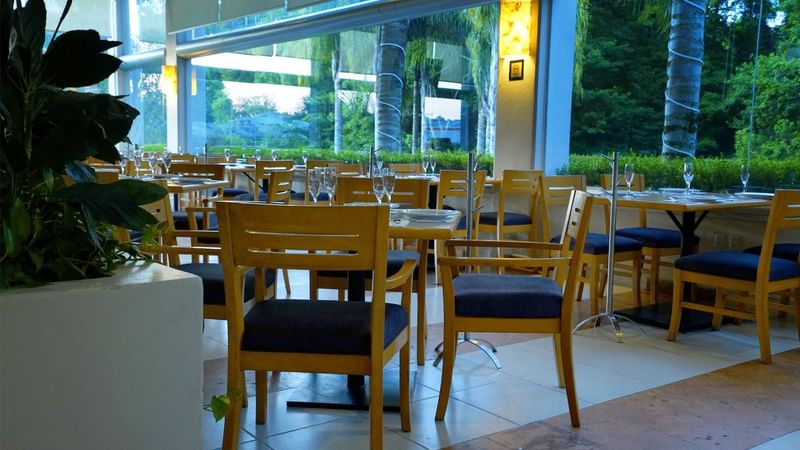 Restaurent interior Gamma Xalapa Nubara of Gamma Hotels
