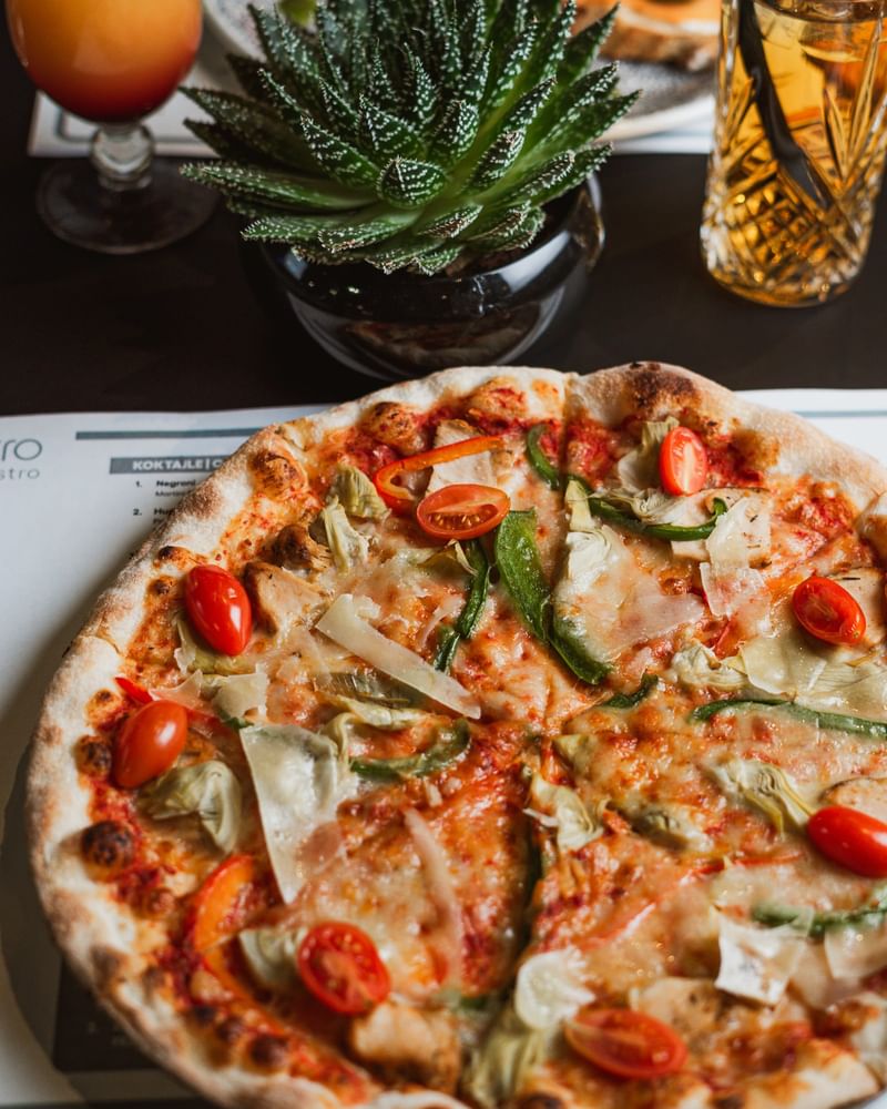 Pizza prosto z pieca w metro bar & bistro