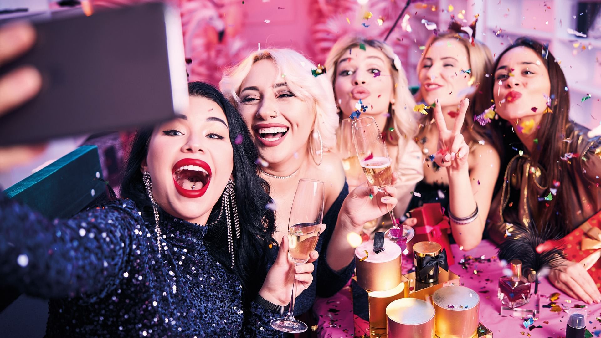 Party Venues & Christmas Party Nights in Glasgow Village Hotels