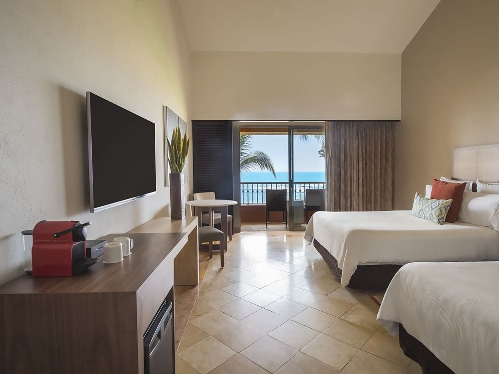 Interior of Grand Club Double Room at Grand Fiesta Americana