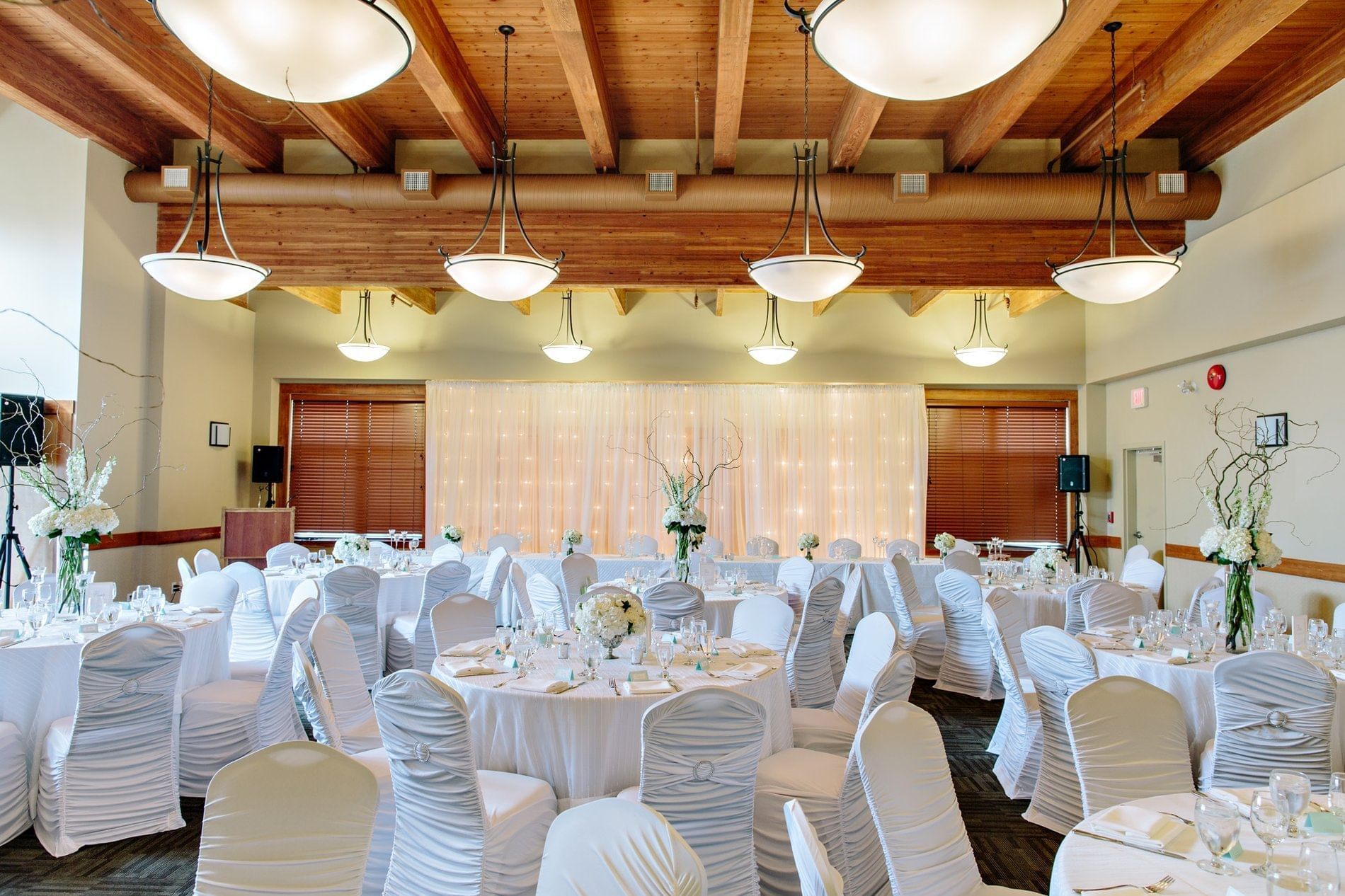 Kelowna BC Wedding Venues Cove Lakeside Weddings