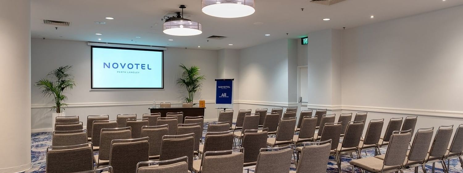 Langley Room (2)