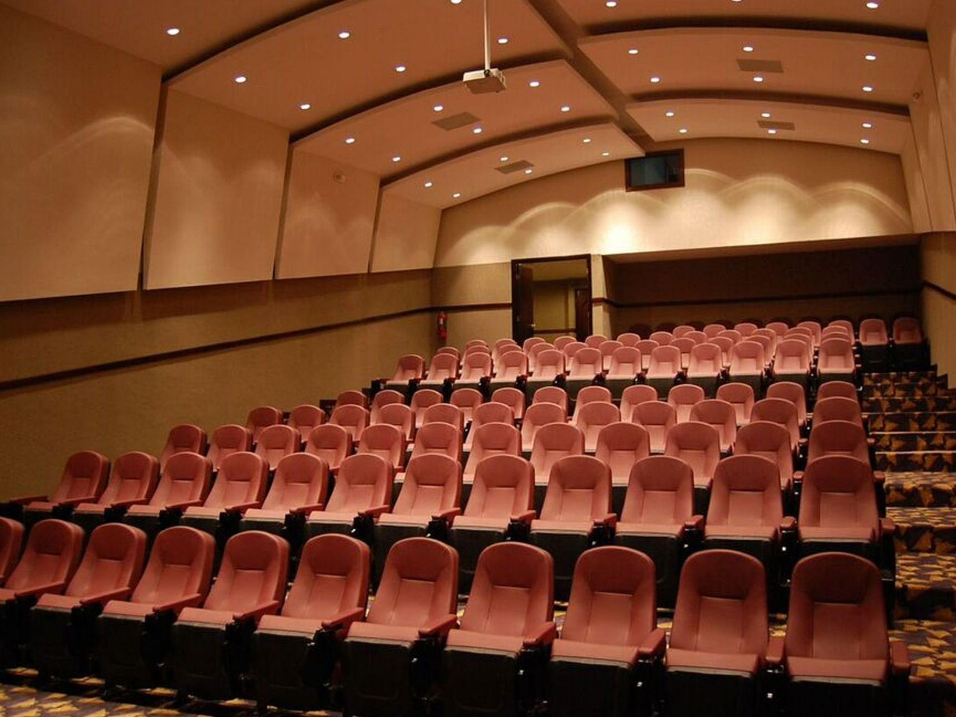 Seat set-up in Auditorium III at Tikal Futura Hotel