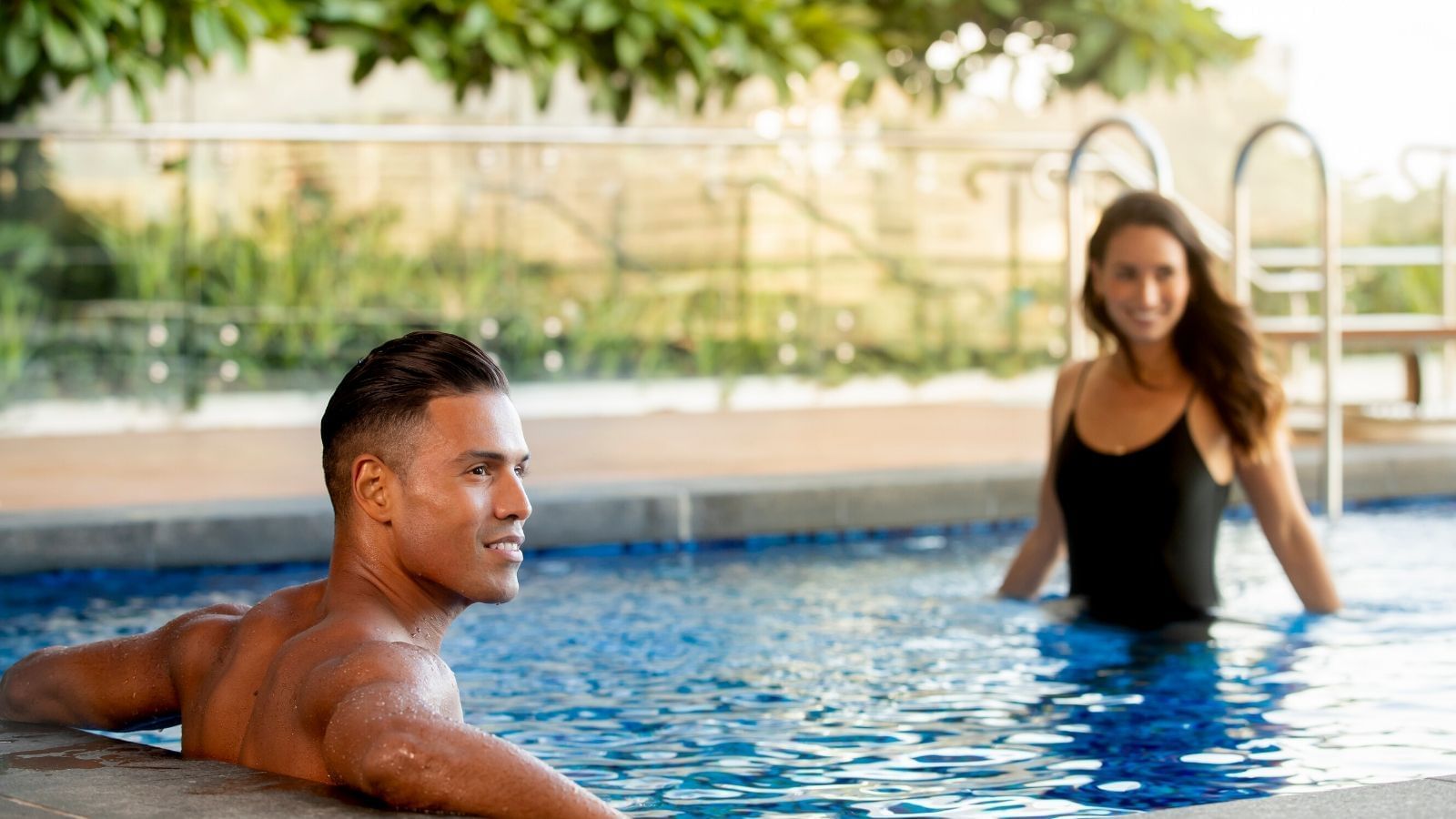 Swimming Pool at Novotel Sydney International Airport