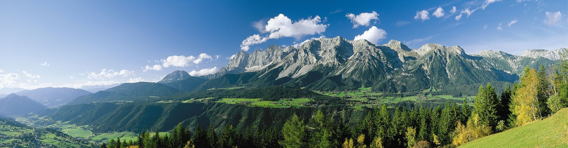 Attractive mountain ranges near Falkensteiner Hotels